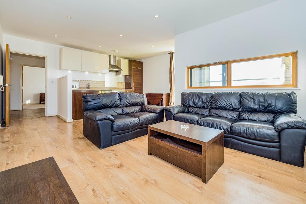 Apartment in Barking - View 2
