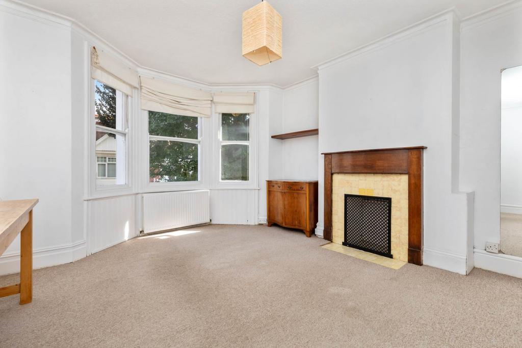 Apartment in Hove - View 2