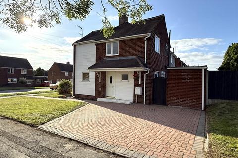 2 bedroom semi-detached house for sale, Ascot Drive, Cannock