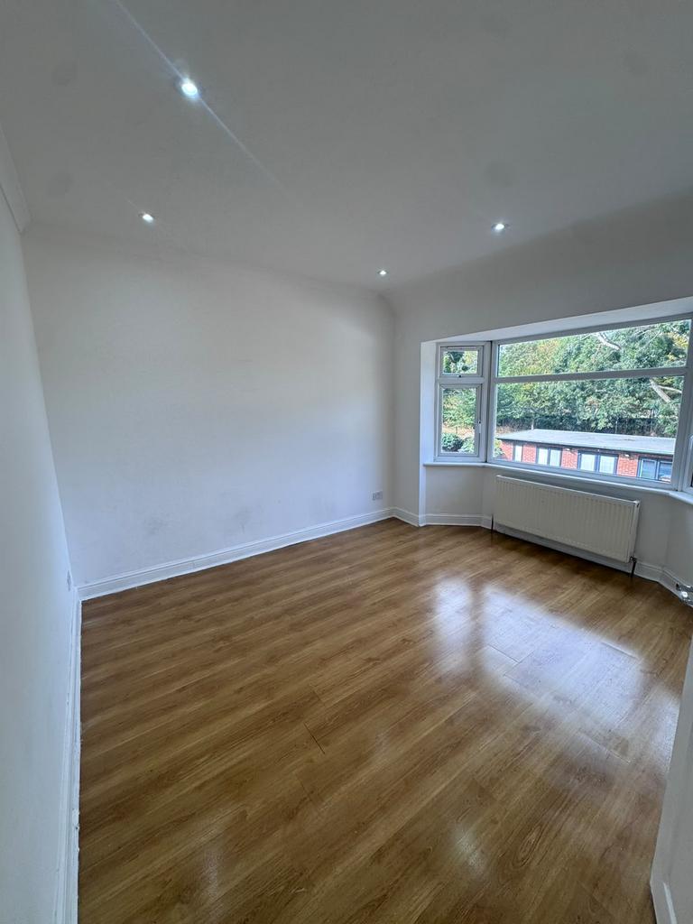 House in Southall - View 2