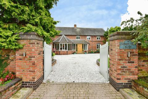 4 bedroom barn conversion for sale, , Crewe, CW2