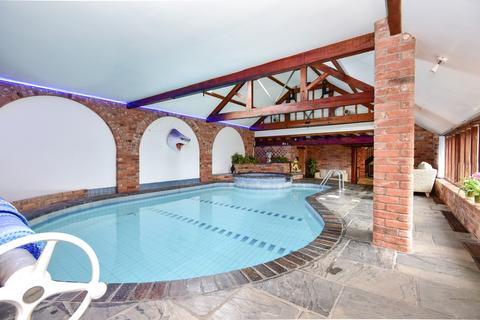 4 bedroom barn conversion for sale, , Crewe, CW2