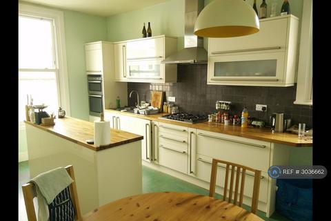 2 bedroom flat to rent, Seymour Avenue, Bristol, BS7