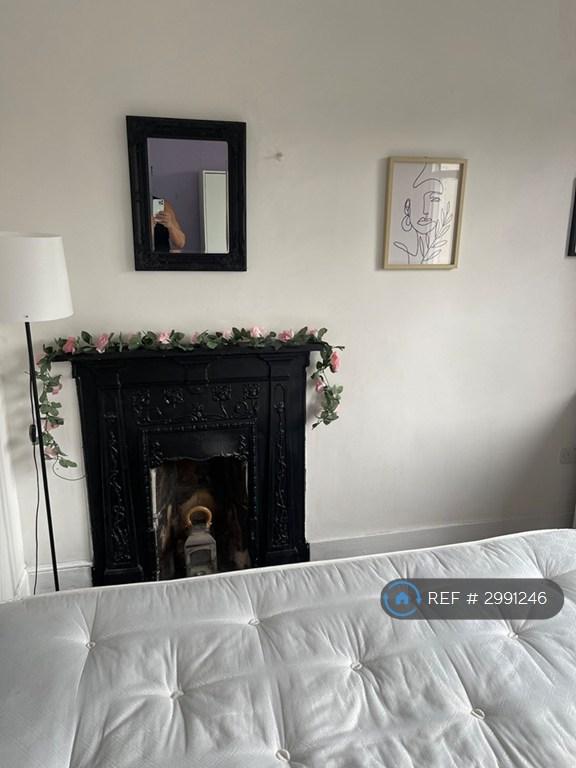 House in London - More