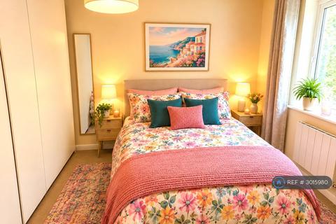 undefined, Nickelby House, London, W5