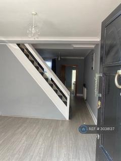 2 bedroom terraced house to rent, St. Pauls Road, Luton, LU1
