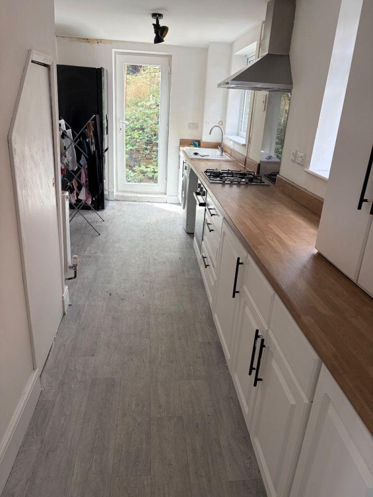House in London - View 2