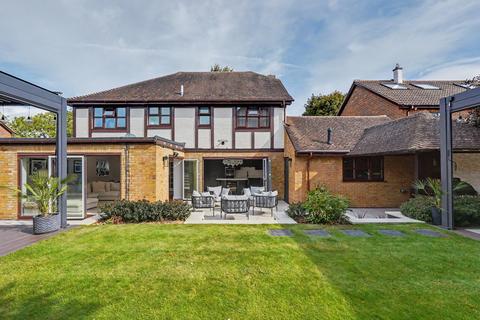 5 bedroom detached house for sale, Substantial Five Bedroom Detached Home, Yeoman Drive, Darland