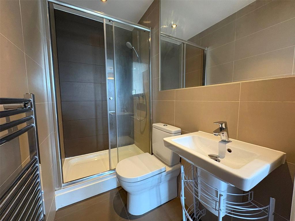 Apartment in Greater Manchester - More