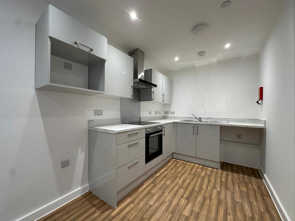 Apartment in Leicester - View 3
