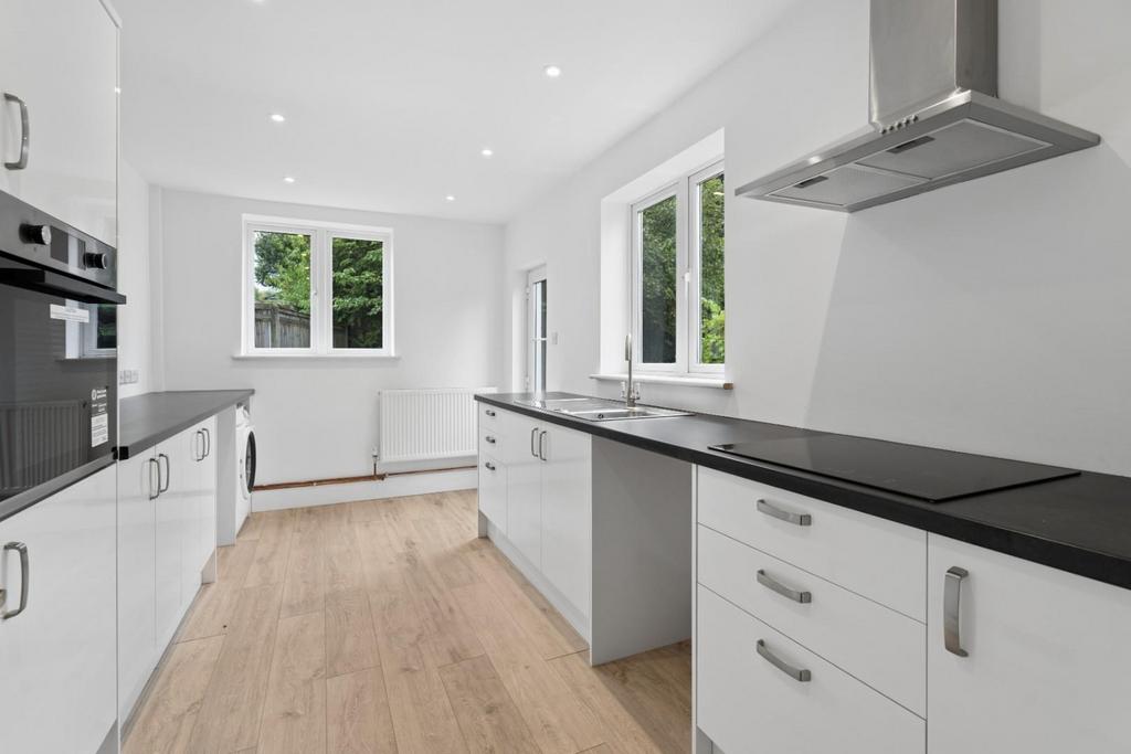 House in Amersham - View 5