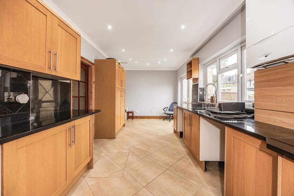 House in Ilford - View 3