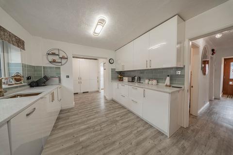 4 bedroom detached house for sale, Beech Hill, Haywards Heath, RH16