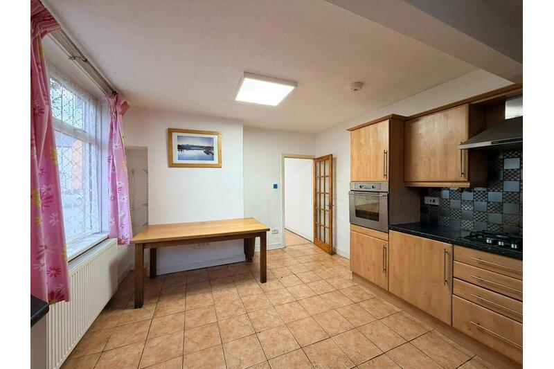 House in Leicester, Latimer - View 4