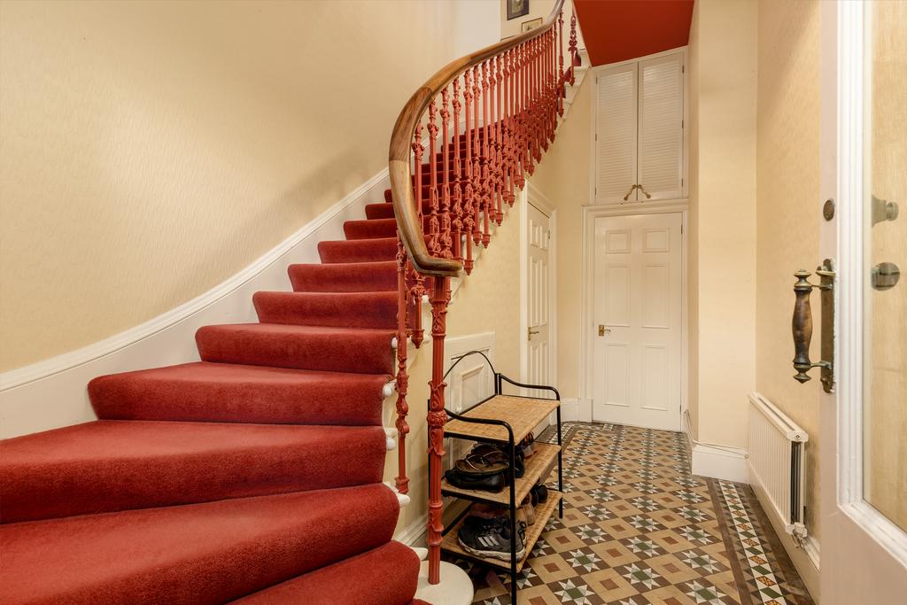 Apartment in Edinburgh - View 2