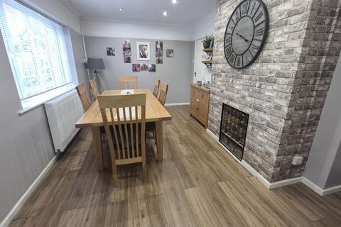 4 bedroom detached house for sale, Penddol, Llanrhystud