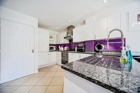 3 bedroom townhouse for sale, St. Helena Avenue, Newton Leys, Bletchley, Milton Keynes, MK3