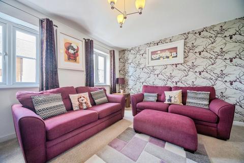 3 bedroom townhouse for sale, St. Helena Avenue, Newton Leys, Bletchley, Milton Keynes, MK3