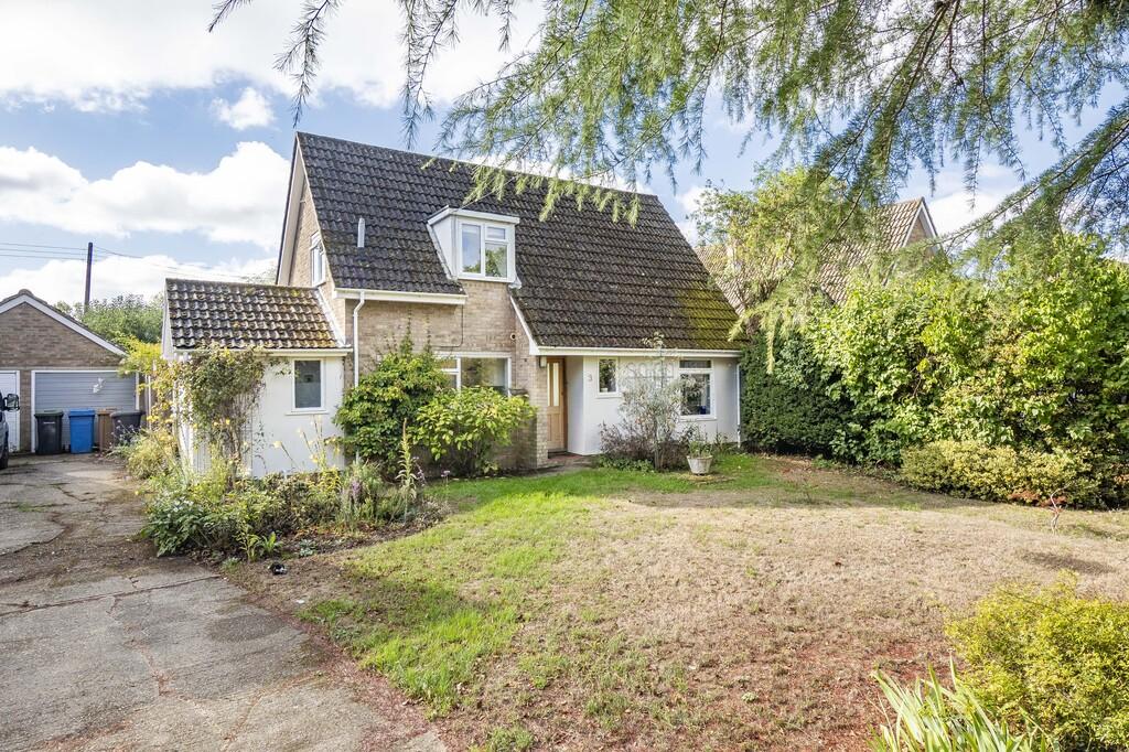 3 bedroom detached house for sale in Sudbury