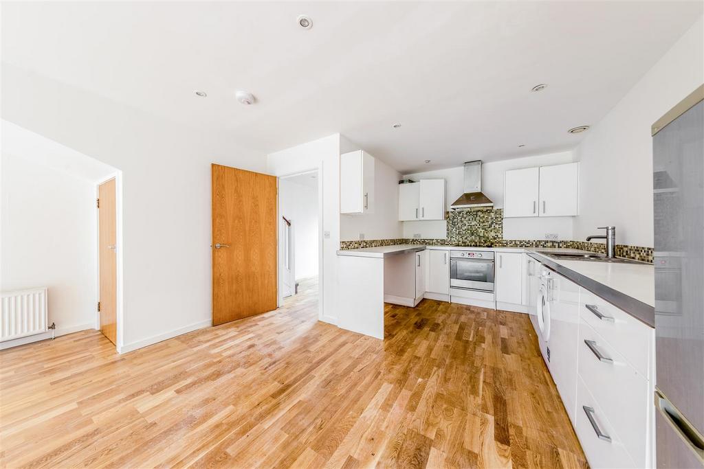 House in Brighton - View 2
