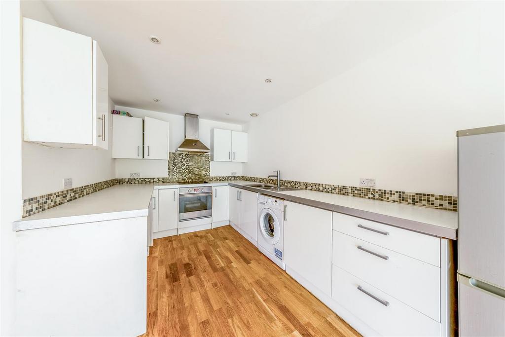 House in Brighton - View 5