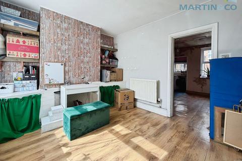 2 bedroom end of terrace house for sale, Clinton Terrace, Gainsborough