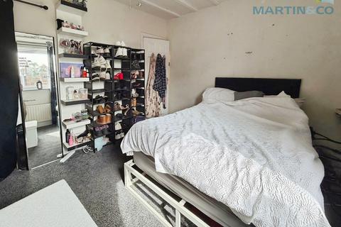 2 bedroom end of terrace house for sale, Clinton Terrace, Gainsborough