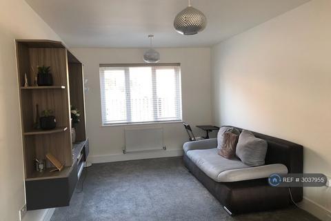 2 bedroom flat to rent, Braid Court, Luton, LU2