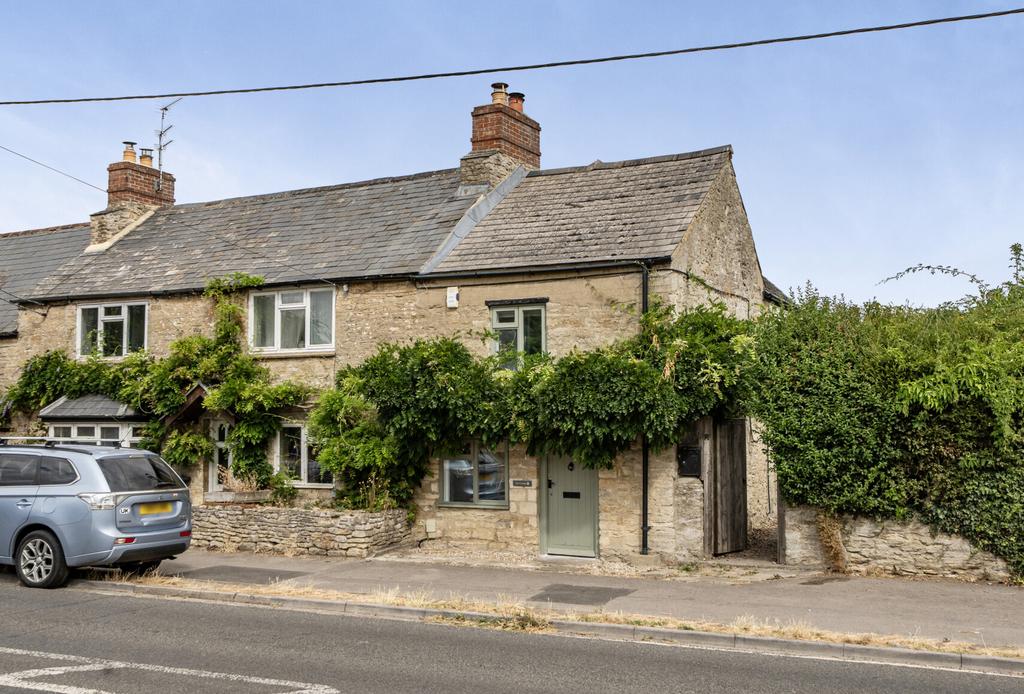 2 bedroom end of terrace house for sale in Oxfordshire on OnTheMarket 2 bedroom end of terrace house for sale in Oxfordshire on OnTheMarket