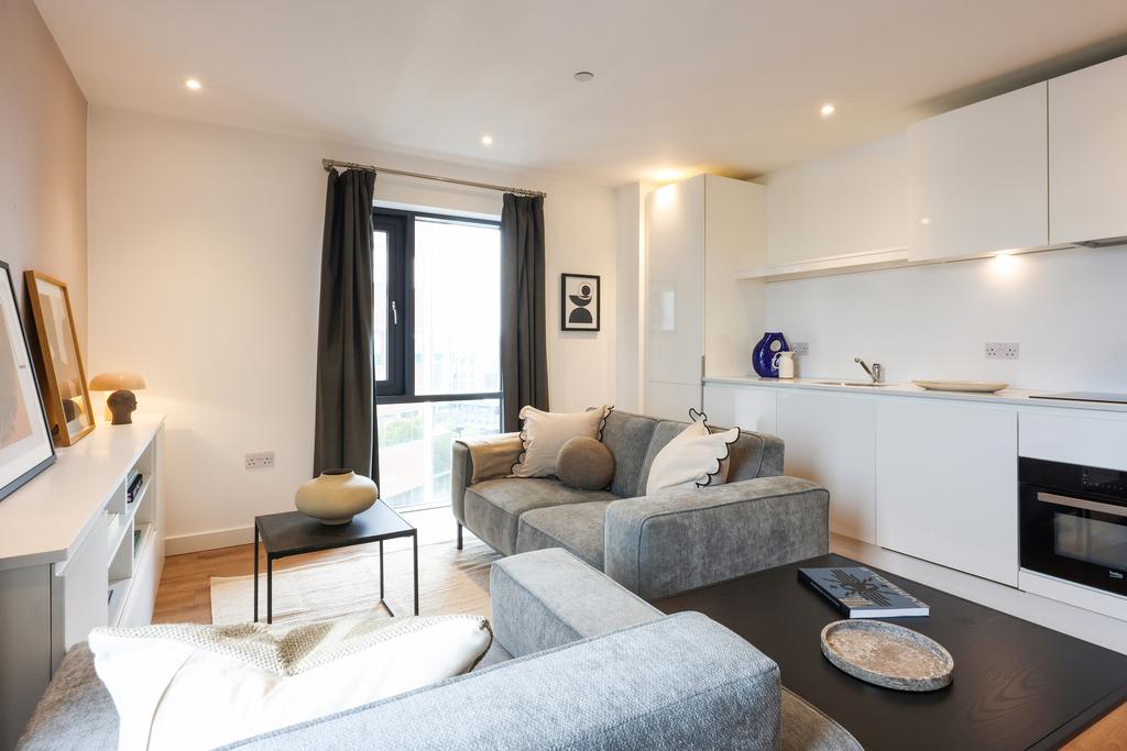 Apartment in Birmingham, Edgbaston - View 2