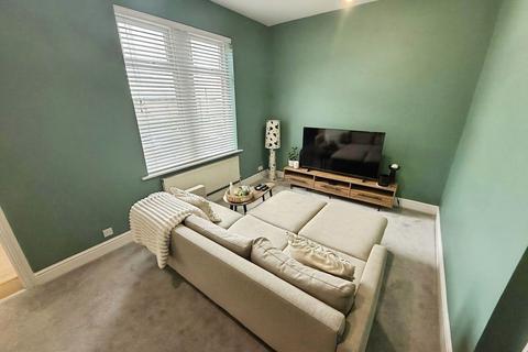 2 bedroom apartment for sale, East View, Newcastle Upon Tyne NE13