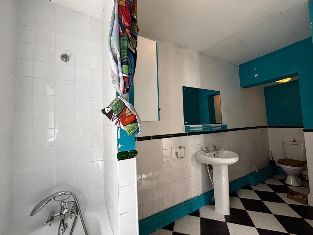 Apartment in Bristol, Wapping Wharf, Spike Island - More