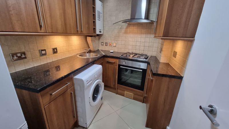 Apartment in London - View 2