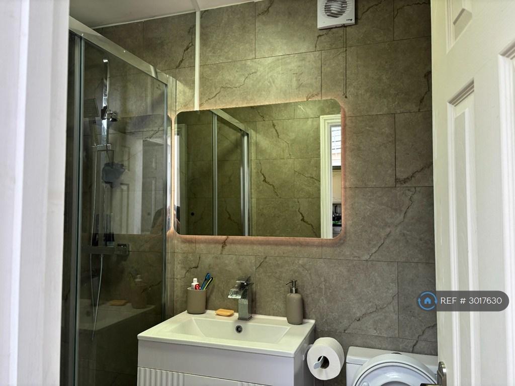 House in Dagenham - More