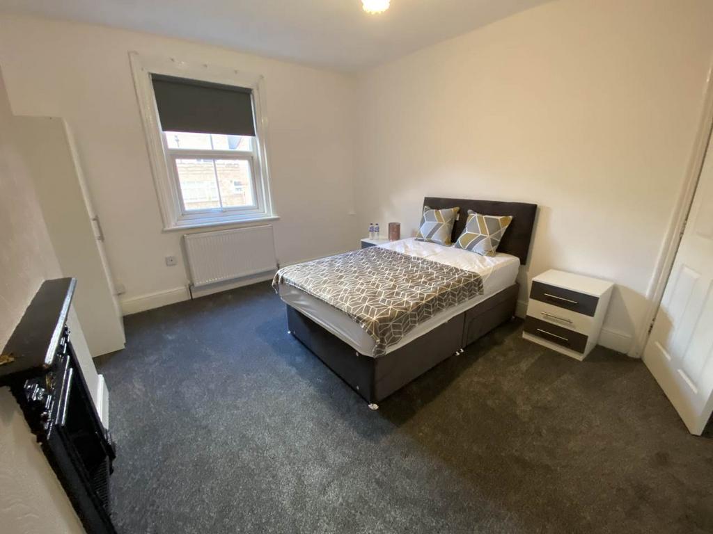 House in Leeds, Burley - View 4