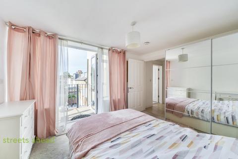 2 bedroom apartment for sale, Suffolk Road, London, SE25