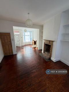 2 bedroom terraced house to rent, Tintern St, Manchester, M14