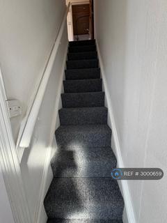 2 bedroom terraced house to rent, Tintern St, Manchester, M14