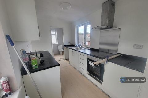 2 bedroom flat to rent, Vincent Street, Peterlee, SR8