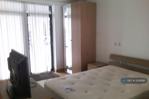 undefined, Roach Road, London, E3