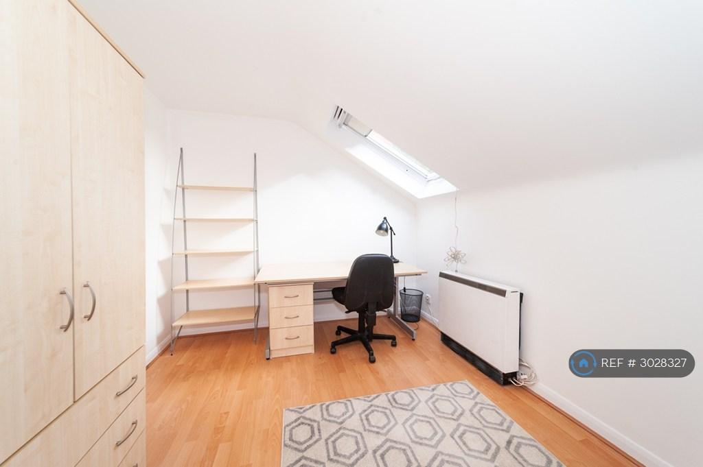 Apartment in London - View 4