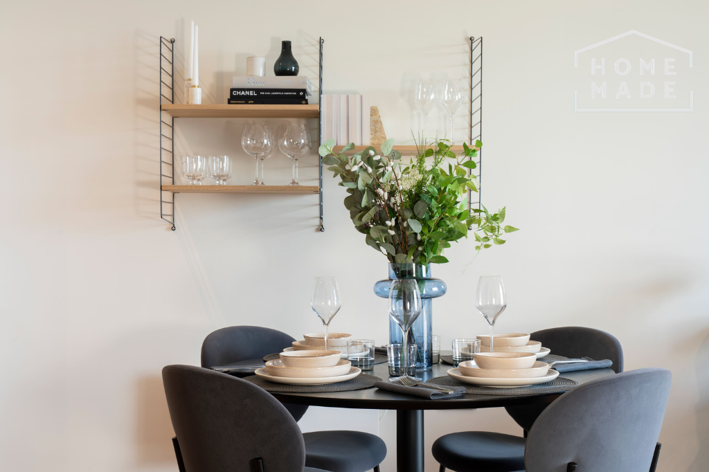 Apartment in Manchester, City Centre - View 3