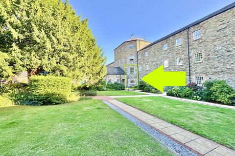 undefined, Yew Tree Court, Truro NO ONWARD CHAIN