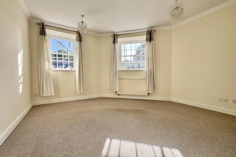undefined, Yew Tree Court, Truro NO ONWARD CHAIN