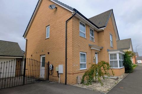 4 bedroom detached house for sale, Hedgehog Road, Rogerstone, NP10