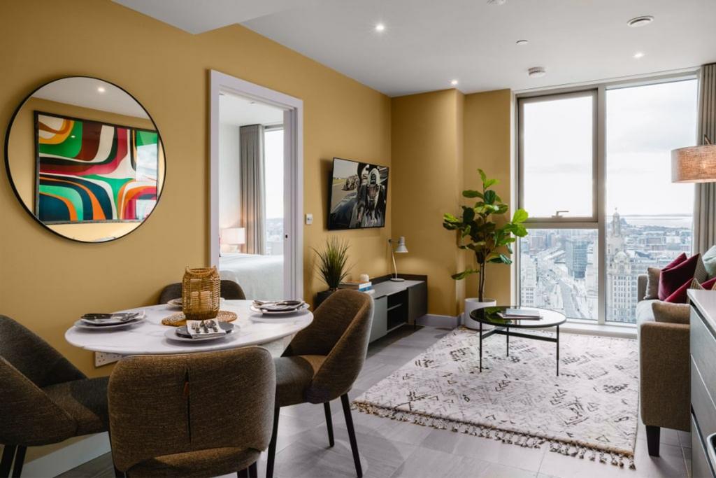 Apartment in Liverpool - More