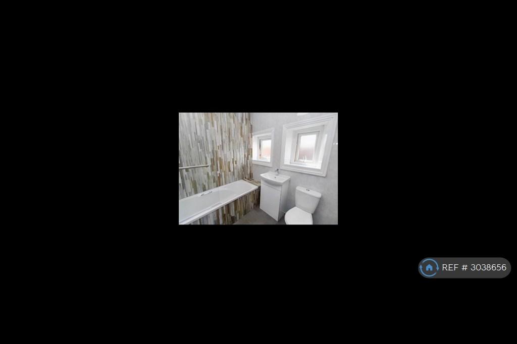 House in Newcastle upon Tyne, Tyne and Wear - More