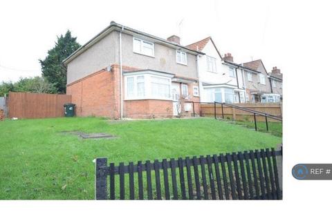 undefined, Lyndhurst Road, Tilehurst, Reading, RG30