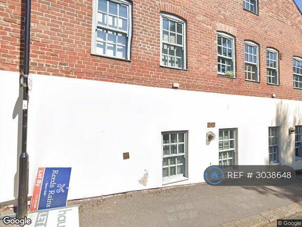 Apartment in Sheffield, South Yorkshire - View 2