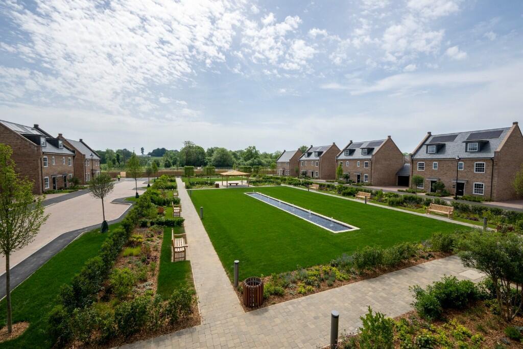 House in Cranleigh - View 3